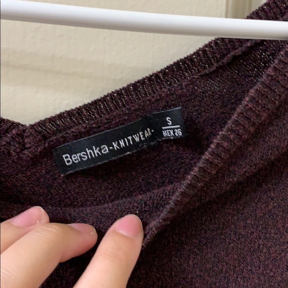 Bershka-Knitwear Burgundy Vneck knit Sweater - Picture 3 of 3